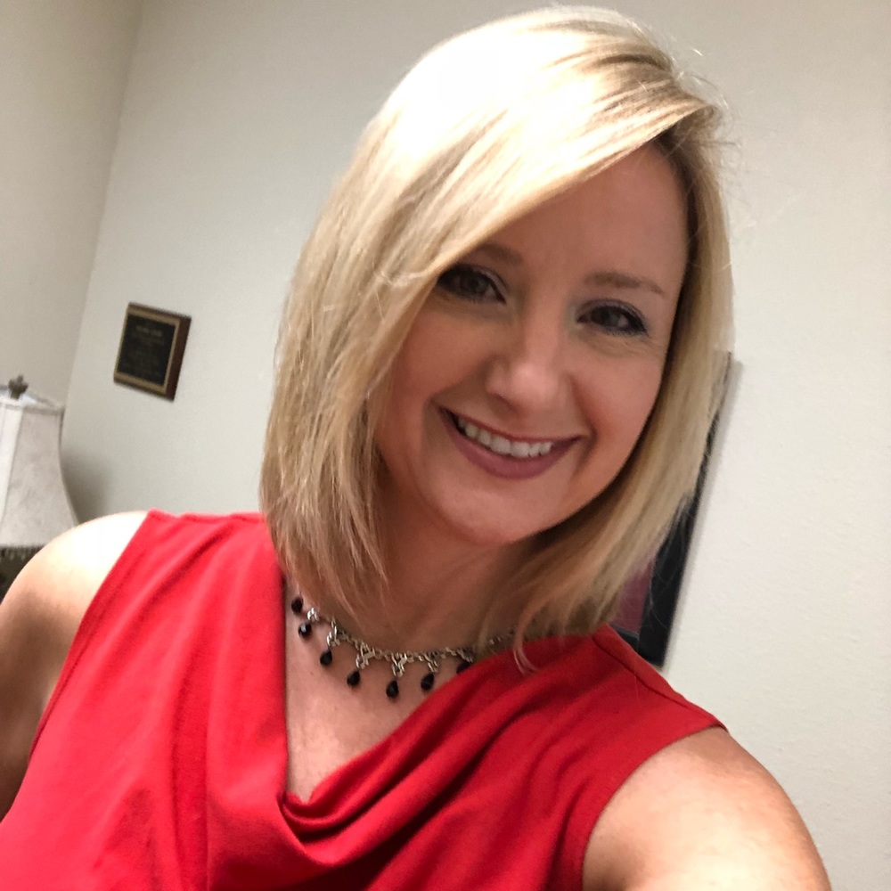 Meet your Posher, Melissa